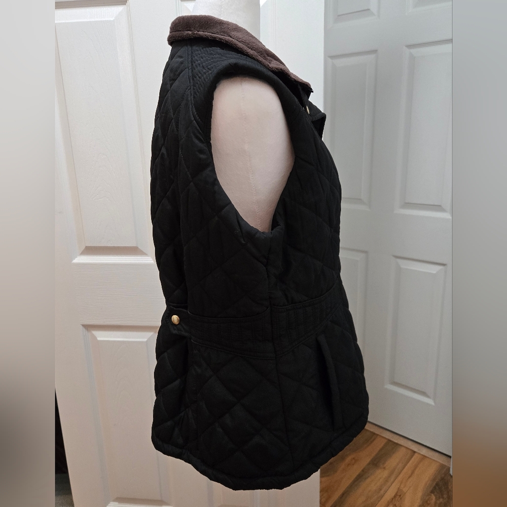 Women's Quilted Black Vest with Brown Faux Fur Lining, Size L - Picture 6 of 13